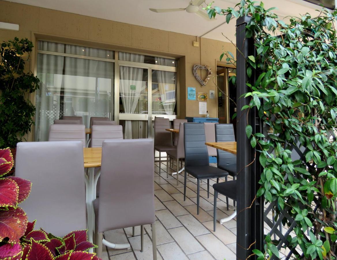 Hotel Saturno Lido di Jesolo Exterior foto